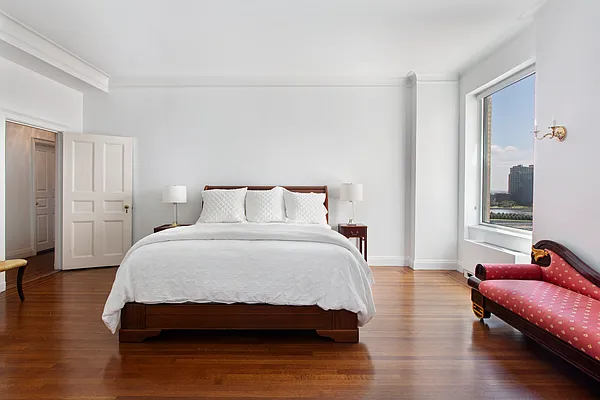 Sold by Douglas Elliman | media 32