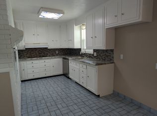 2141 E Page St, Springfield, MO 65802