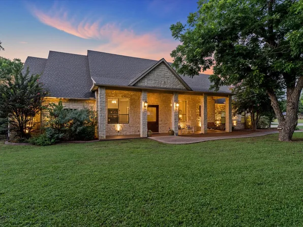 7300 Molly Ln, Burleson, TX 76028