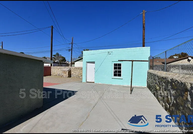 4425 La Luz Ave — Photo 40