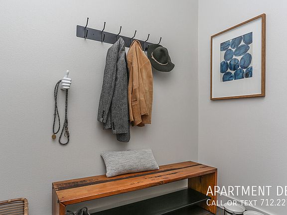 5th image of 5207 Memorial Dr #210
