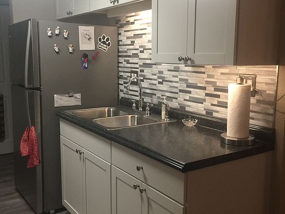 5th image of 505 Redondo Dr APT 307