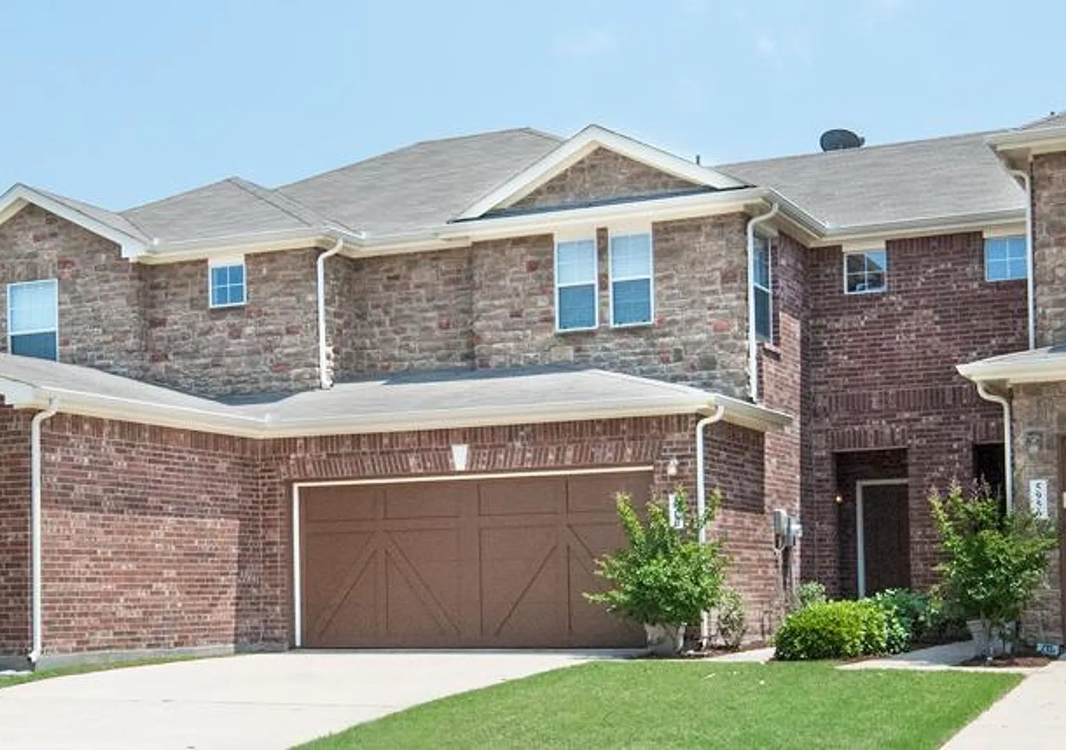 5960 Lost Valley Dr — Photo 1