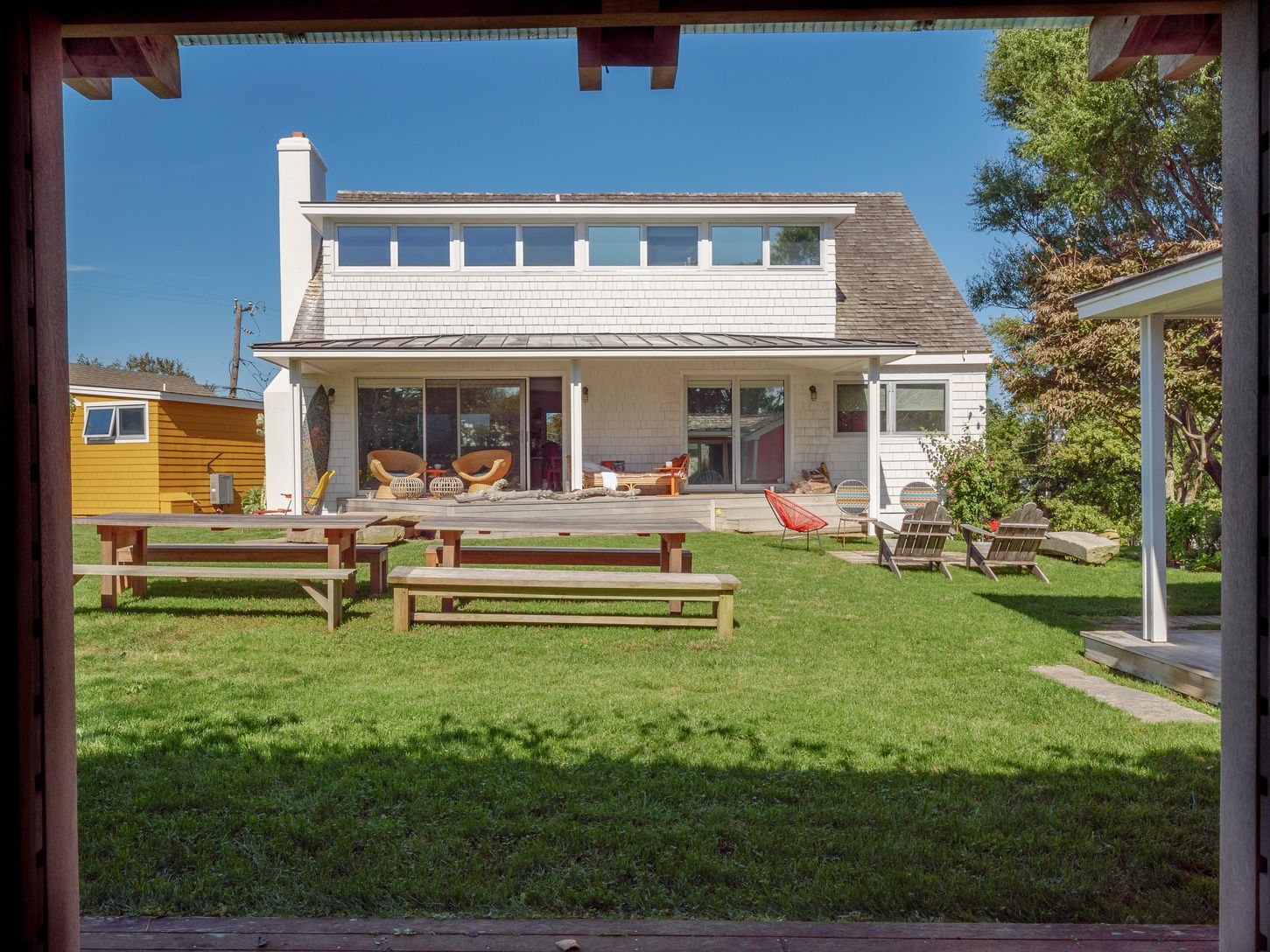  Outdoor patio