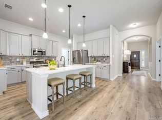 8942 Whimsey Ridge, Fair Oaks Ranch, TX 78015