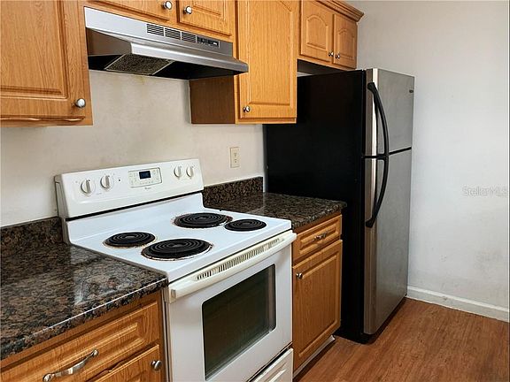 5th image of 4704 Walden Cir #28