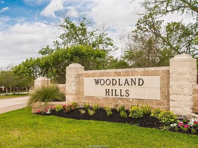 305 Stone Chase Ct — Photo 21