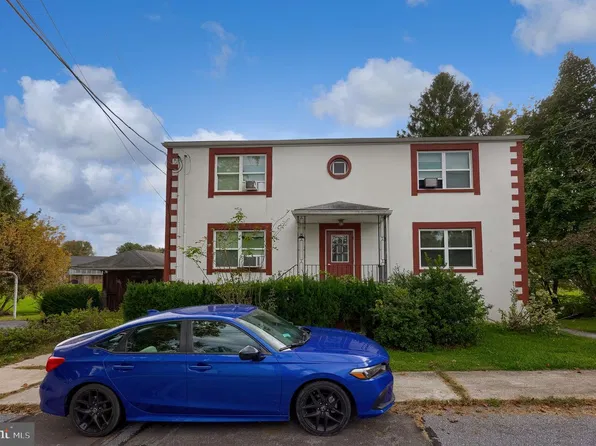 109 Wagner St, Hummelstown, PA 17036
