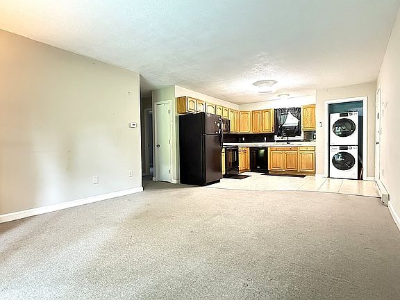 4th image of 93 Center Depot Rd APT 53