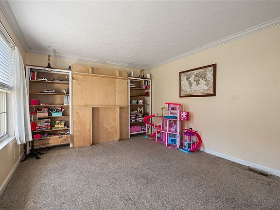 4th image of 3432 Cedar Glen Dr