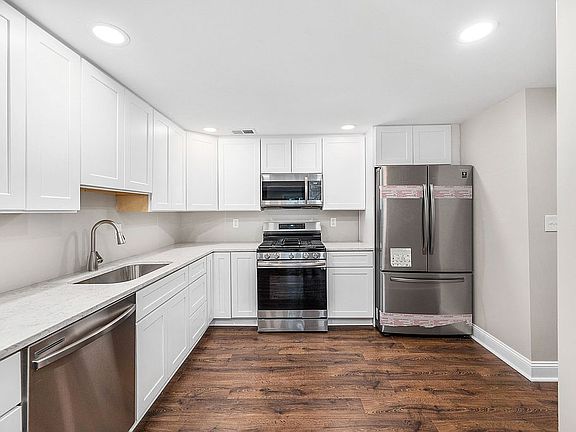 2nd image of 3507 Winston Pl