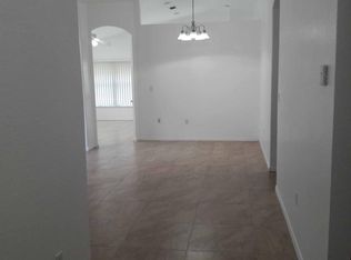 2006 SE 14th St, Homestead, FL 33035