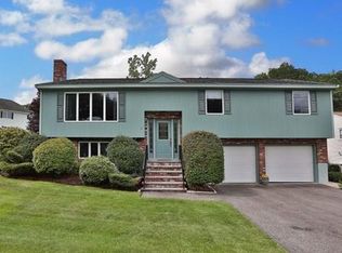 4 Jessica Ln, Wakefield, MA 01880