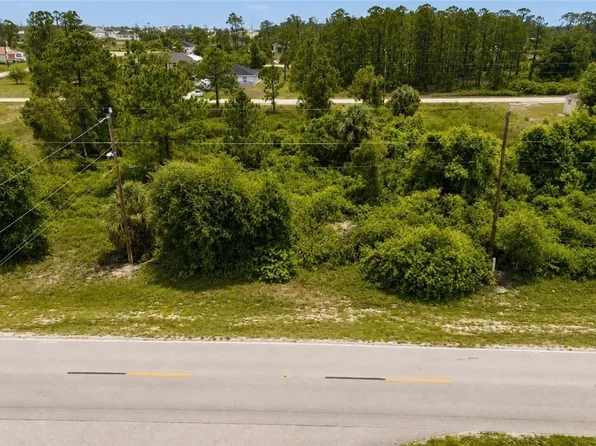 724 Jaguar Blvd, Lehigh Acres, FL 33974