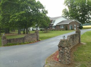 9427 Johnson Farm Rd, Kenly, NC 27542