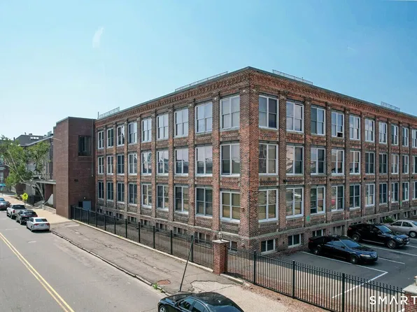 325 Lafayette Street #1202, Bridgeport, CT 06604