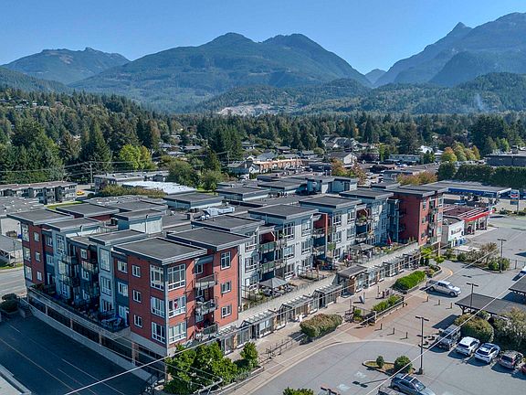 2nd image of 40437 Tantalus Rd #419