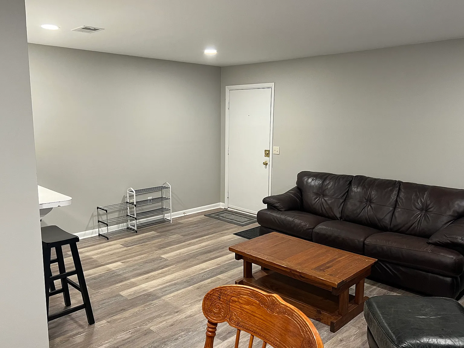 4 bed, 1100 sqft, $1,440 — Photo 2