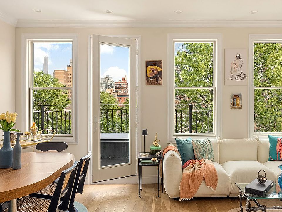 1st image of 300 5th St #Penthouse