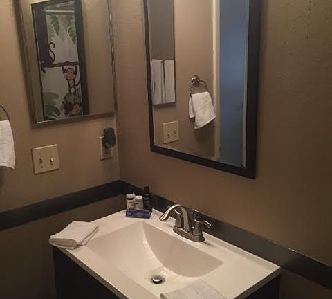 3rd image of 3024 Parkway Blvd APT 304