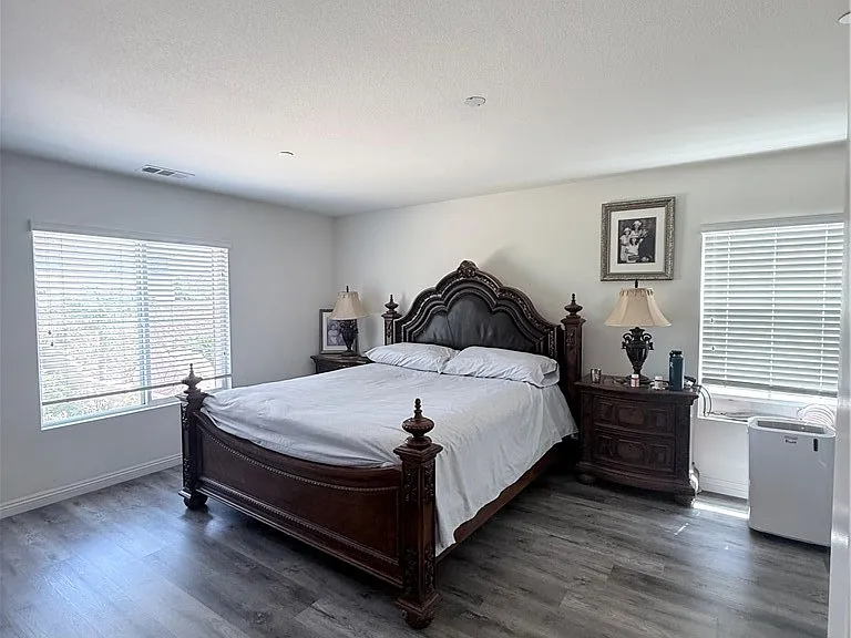 16360 River Glen Ln — Photo 10