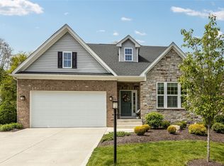 218 Saint Andrews Dr, Canonsburg, PA 15317