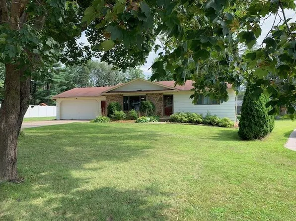 349 Charlson Dr, Red Wing, MN 55066