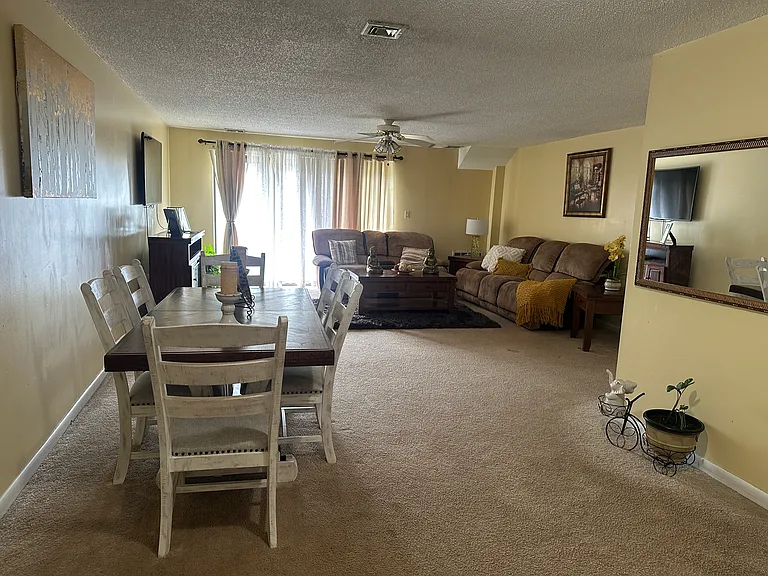 292 Salem St #201 — Photo 2