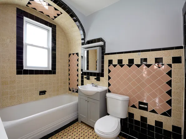 1595 East 29th Street 2A image 17 of 18
