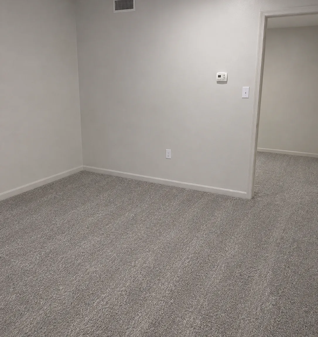 125 Bush Dr — Photo 2