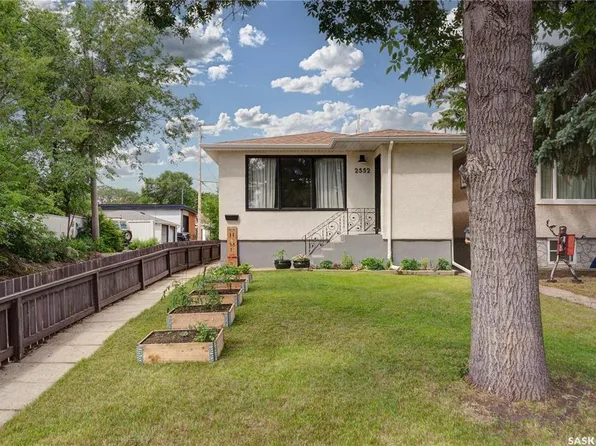 2552 Elliott STREET E, Regina, SK S4N 3H5