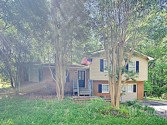 2nd image of 5845 Pine Hurst Way