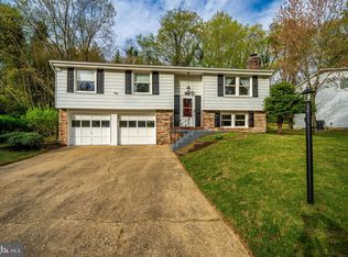 1703 Dauphin Dr, Fort Washington, MD 20744