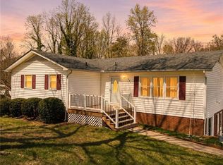 307 Brookview Cir, Jamestown, NC 27282