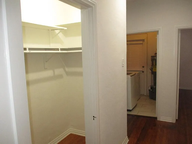 1105 Mound Ave #7 — Photo 10