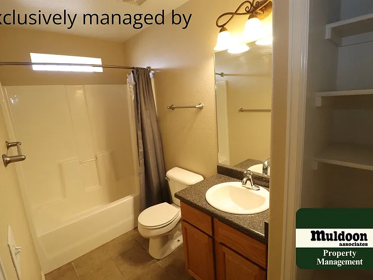 291 W Elgin Dr — Photo 5