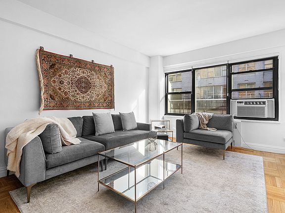 2nd image of 150 E 56th St APT 11E