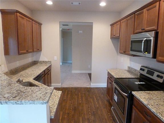 3rd image of 4319 Highland Gate Pkwy