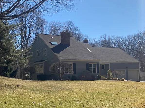 23 Silvermine Woods, Wilton, CT 06897
