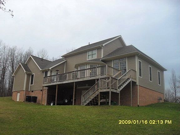 2nd image of 220 Whispering Ln