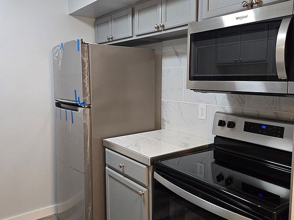 3rd image of 14221 Shadow Moss Ln APT 101