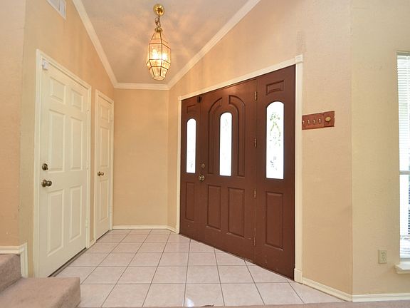 Foyer with closet