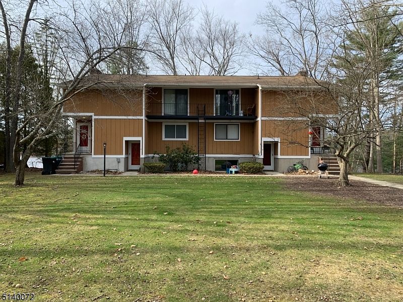 1st image of 368 B Lake Shore South #B