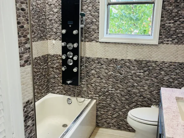 225 Mcadoo Avenue image 10 of 21