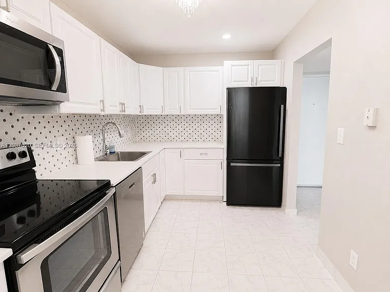 20505 E Country Club Dr #138 — Photo 5