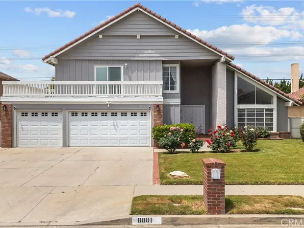 8801 Sari Ave, North Hills, CA 91343