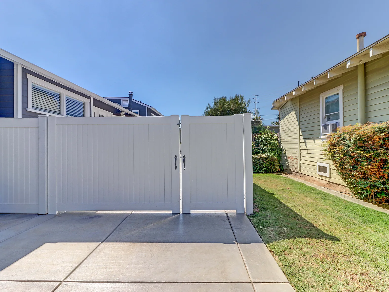319 S Madrona Ave — Photo 3