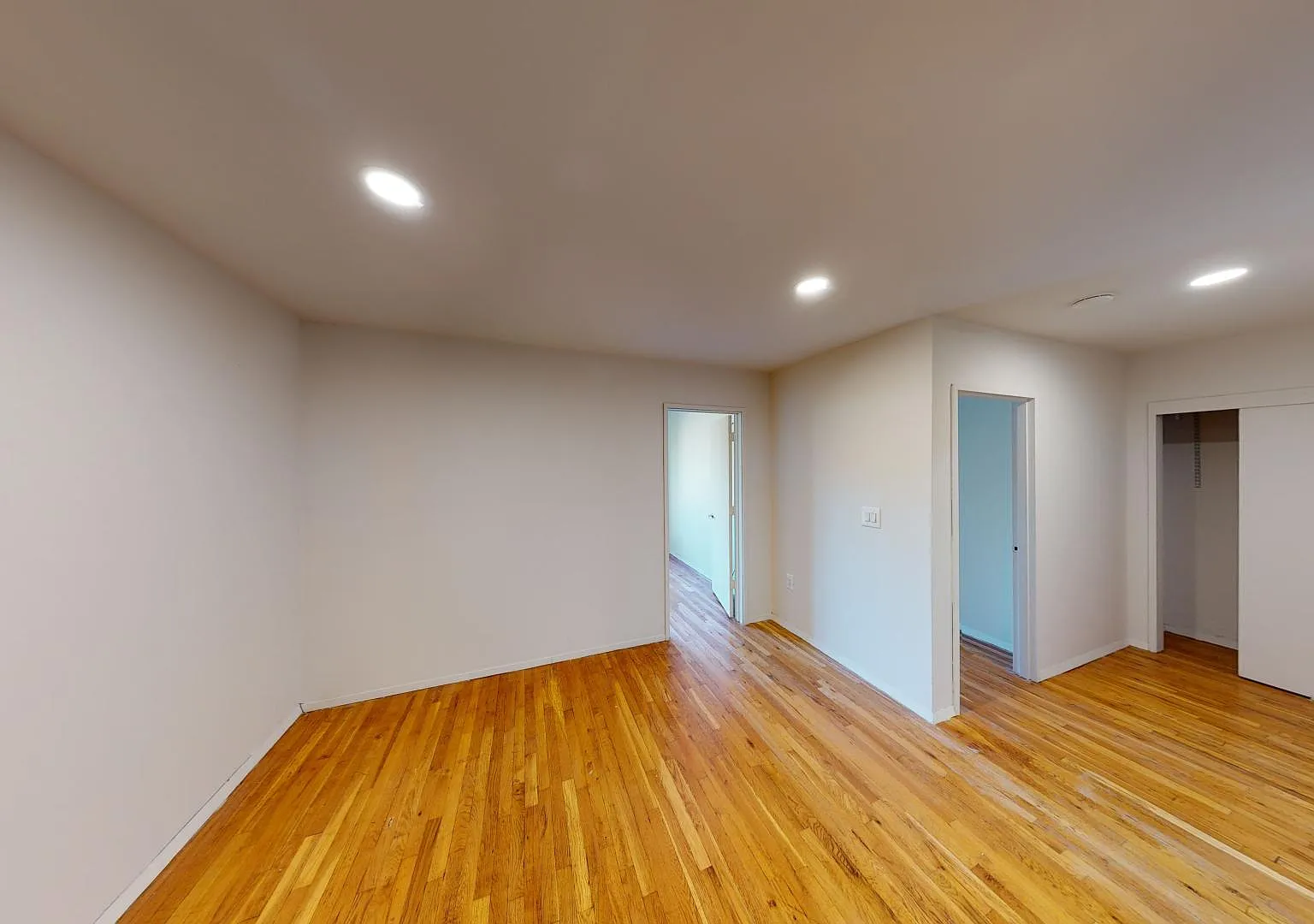 284 Mott Street — Photo 1