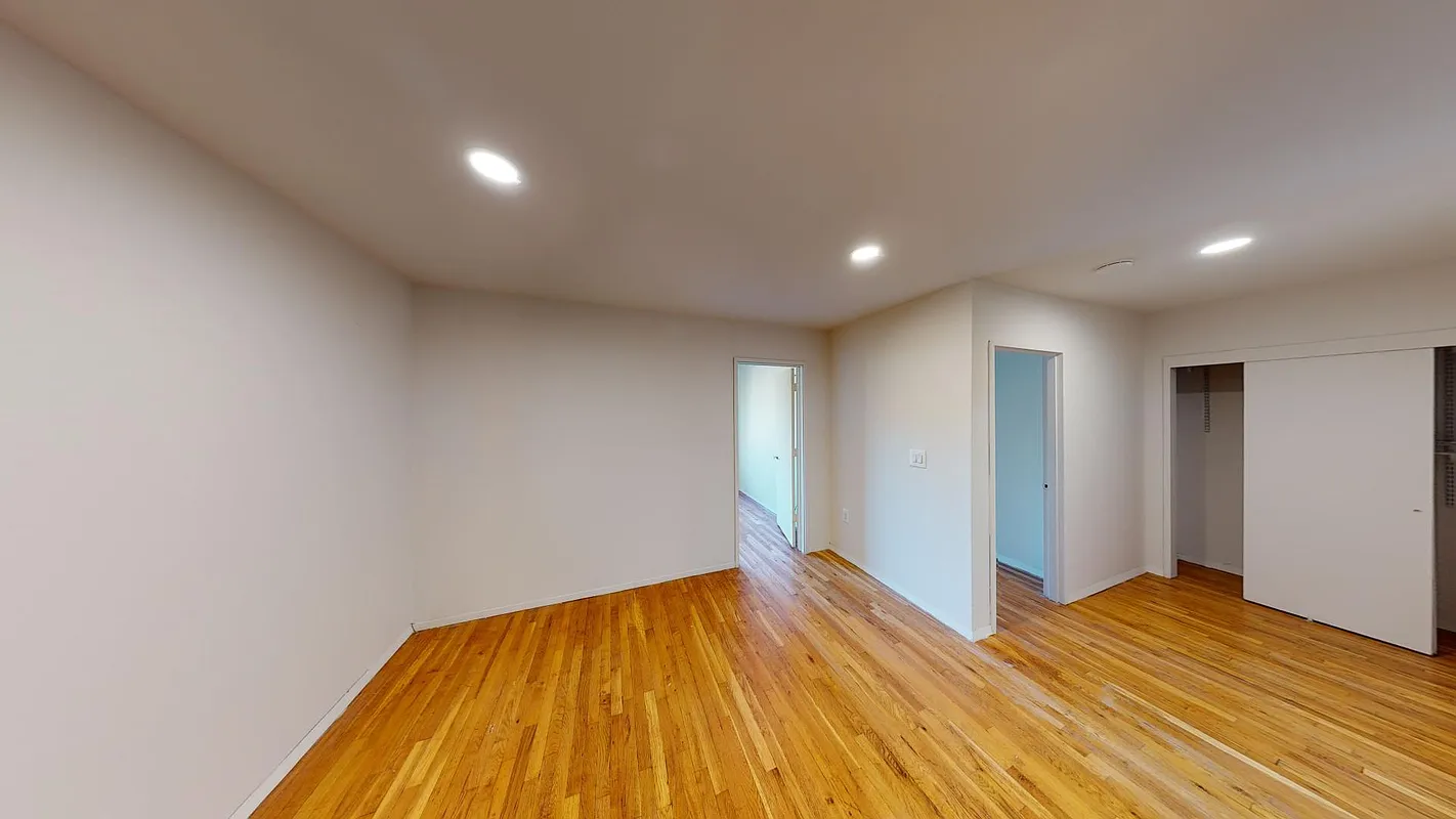 284 Mott Street 5E
