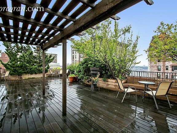 4th image of 615 W 113th St APT 64